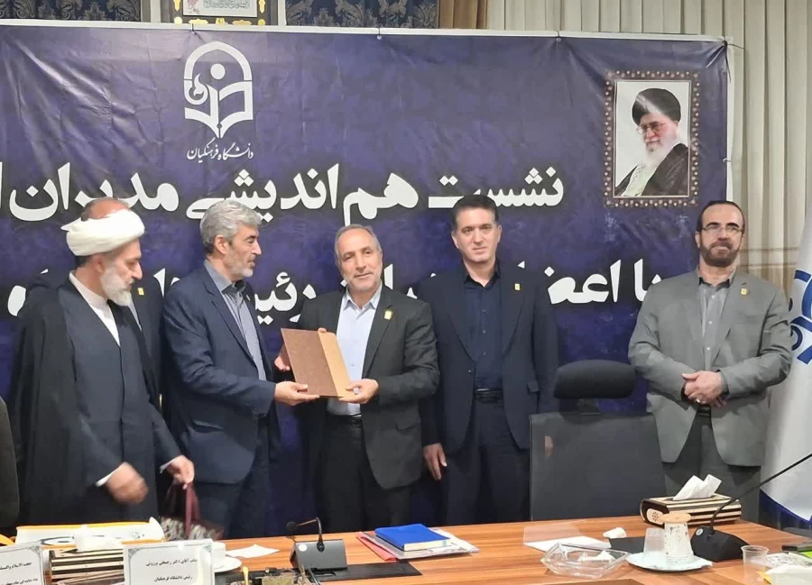 کاظم دلقندی به عنوان سرپرست معاونت طرح و برنامه و توسعه منابع منصوب شد 3