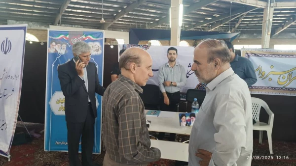 برپایی میز خدمت دانشگاه فرهنگیان سبزوار به مناسب گرامیداشت هفته دولت و یاد و خاطره شهیدان رجائی، باهنر و شهید خدمت شهید رئیسی عزیز 3