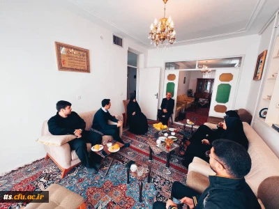 دیدار با خانواده شهید آزمون 