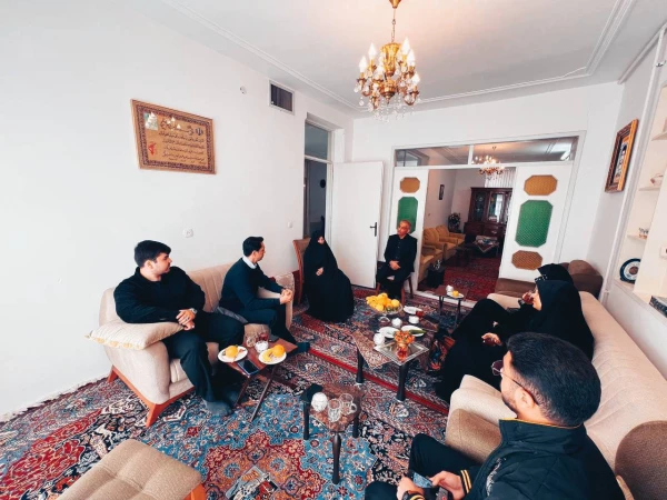 دیدار با خانواده شهید آزمون  2