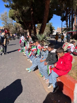  متحد و استوار، مقابل استکبار  10