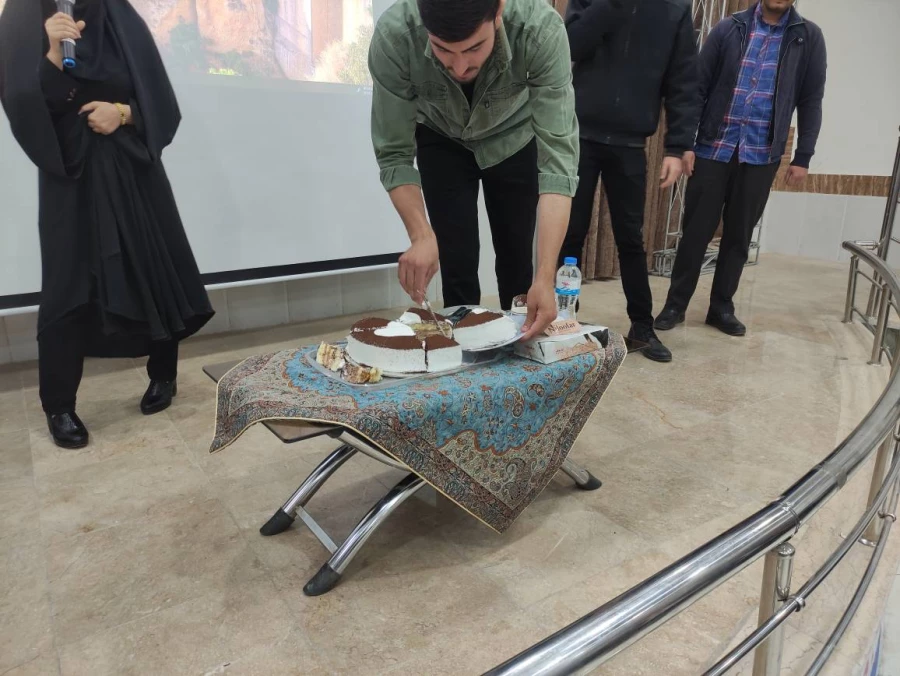 برگزاری کارگاه پژوهشی برش کیک منصفانه  4