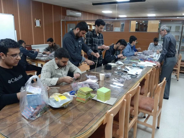 چهارمین جلسه از سلسله جلسات کارگاهی آموزشی «تولید ابزارهای آموزشی ریاضی» 8