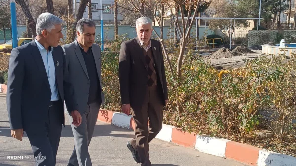 بازدید دکتر باقری و هیات همراه از مرکز برادران دانشگاه فرهنگیان علامه طباطبائی سبزوار 
 4