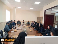 حضور ابراهیمی، معاون فرهنگی-تربیتی دانشگاه فرهنگیان، جلال دلقندی، مشاور وزیر در امور دانشگاه فرهنگیان و کاظم دلقندی، مشاور رئیس دانشگاه فرهنگیان در امور توسعه مدیریت و پشتیبانی و رئیس هیات تخلفات دانشگاه فرهنگیان در جمع دانشجومعلمان و کارکنان دانشگاه فرهن