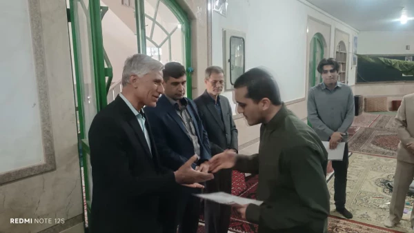 به مناسبت دهه سرآمدی آموزش انجام شد؛ تقدیر از دانشجومعلمان جهادگر 
 4